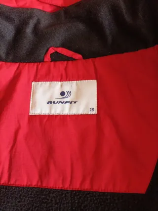 Abrigo de nieve infantil Talla 16 años.