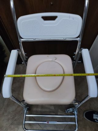 Silla de ducha portátil con ruedas