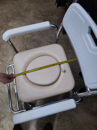 Silla de ducha portátil con ruedas