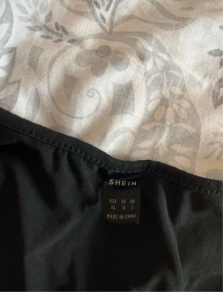 Camiseta negra manga larga