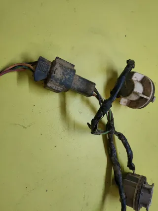 PORTALAMPARAS PILOTO TRASERO NISSAN TERRANO II