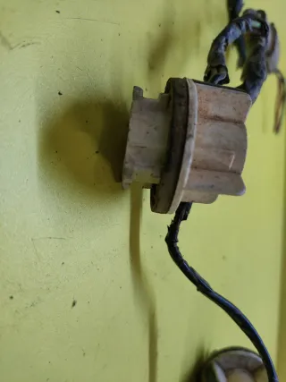 PORTALAMPARAS PILOTO TRASERO NISSAN TERRANO II