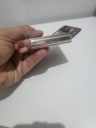 Samsung Galaxy Z Flip 4 Oro con schermo rotto