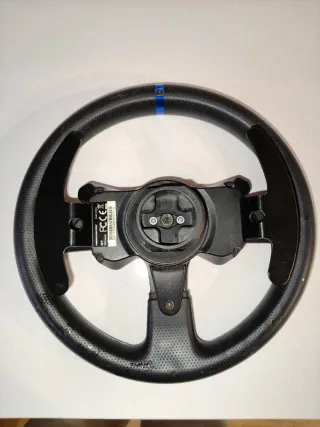 Volante Thrustmaster T300