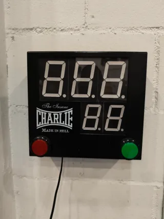 Reloj Digital Charlie