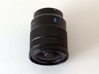 Objetivo Sony FE 16-35mm F4 OSS Zeiss (excelente)