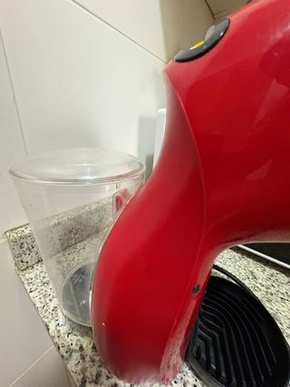 Cafetera Dolce Gusto Roja