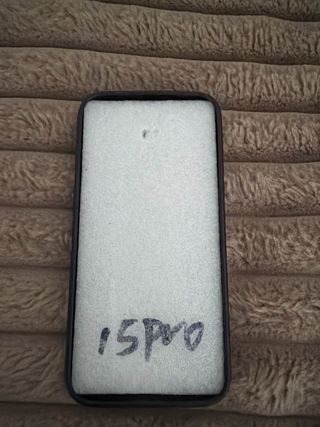 Funda iPhone 15 Pro Stussy Negra