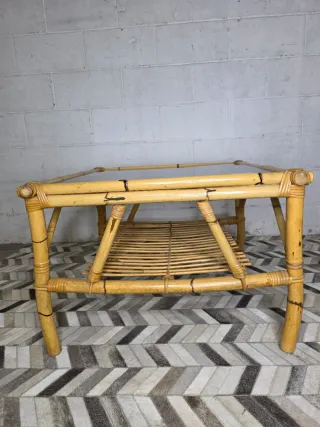 Mesa centro diseño vintage bambú y cristal