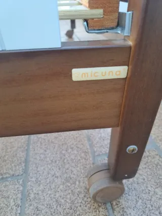 Cuna de madera Micuna en buen estado