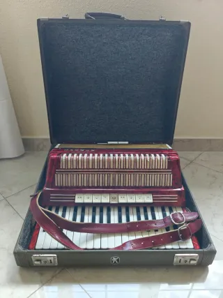 Acordeón Hohner Verdi I Burdeos