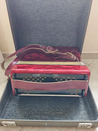 Acordeón Hohner Verdi I Burdeos
