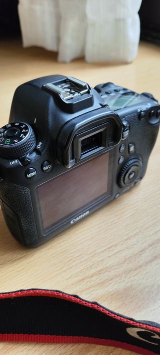 Cámara Canon 6D Full Frame + Lentes + Flash