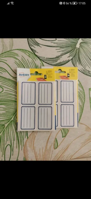 Etiquetas adhesivas Avery