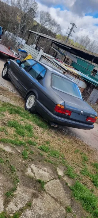 BMW 750il e32