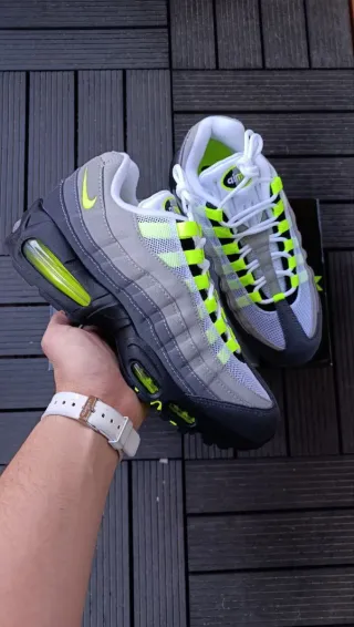 Nike Air Max 95 Big Bubble Neón Talla 41 Nuevas