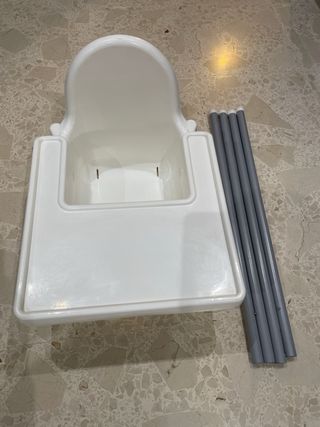 Trona Antilop IKEA con bandeja