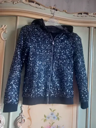 Felpa Guess bambina cappuccio paillettes nere