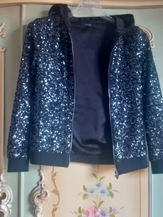 Felpa Guess bambina cappuccio paillettes nere