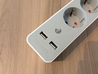 Regleta enchufe plano