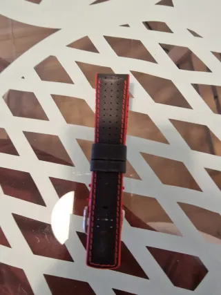 Correa Smartwatch Negra y Roja