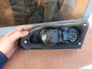 Piloto trasero derecho maletero Seat Córdoba 02-09