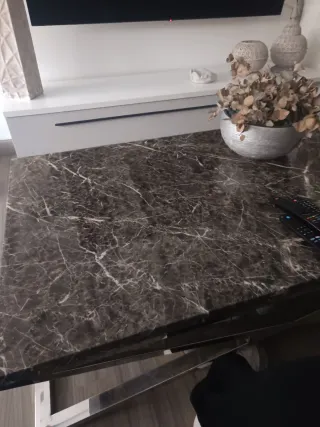 Mesa de centro de mármol gris y blanco