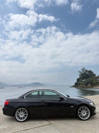 BMW E93 LCI 320D