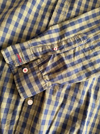 Camisa cuadros corte Customfit y cuello camisero