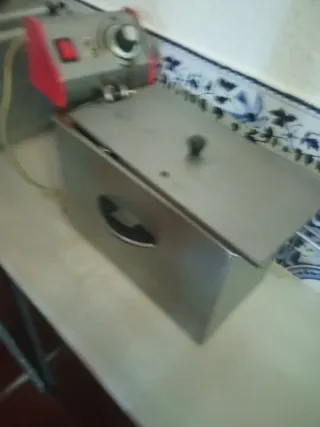 2 Freidoras precio unidad. Las dos 35