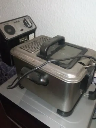 2 Freidoras precio unidad. Las dos 35