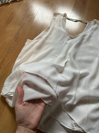 Top blanco sin mangas bershka