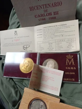 Medalla Bicentenario Carlos III Plata 1000 Pesetas