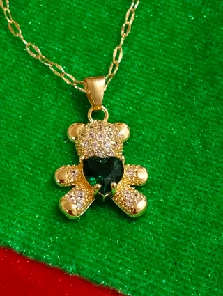 Osito corazón verde