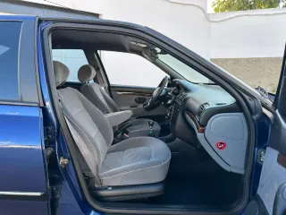 Peugeot 406 2000