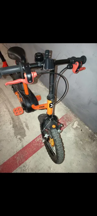 Bicicleta infantil naranja