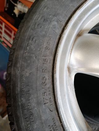 Neumáticos y llantas 175 65 R15 84H