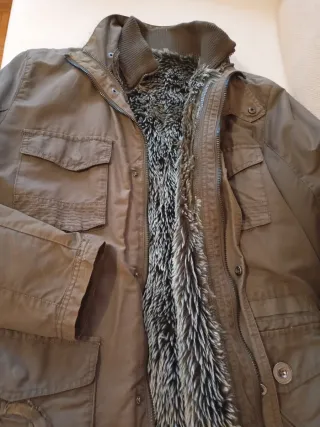 Abrigo Desigual verde militar