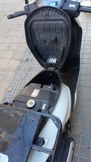 Peugeot Tweet PROi 125cc de 2022