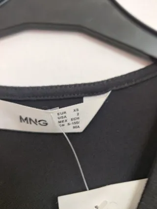 Vestido negro Mango Talla XS