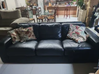 Sofá de cuero negro 3 plazas