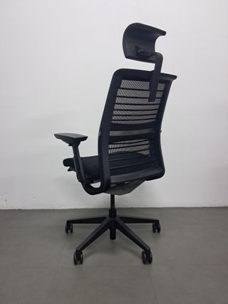 Silla STEELCASE THINK v2 reposacabezas profesional