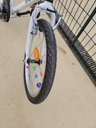 Bicicleta infantil RIVERSIDE blanca