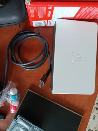 Nintendo Switch OLED Bianca Completa