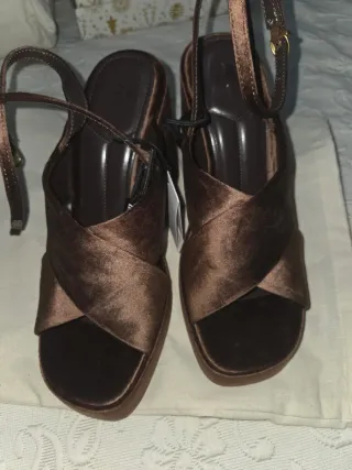 Sandalias Zara Marrones Cuña