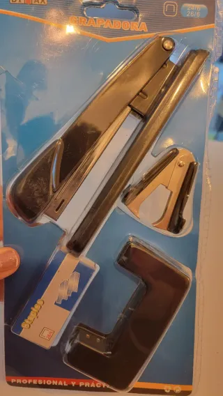 Juego Grapadora y Accesorios