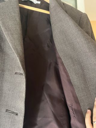 Conjunto Chaqueta y Falda Gris