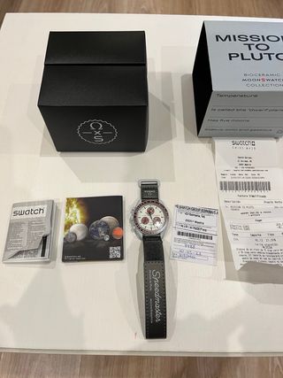 Reloj Omega x Swatch mision Pluto
