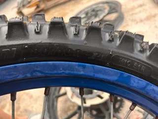 Horquilla y rueda delantera cross