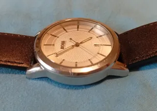 Reloj Hugo Boss Caballero, 42mm. Cuero negro Plat